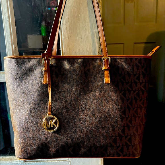 MICHAEL Michael Kors Handbags - Michael Kors purse. Used for short time, just too big. Excellent condition.
